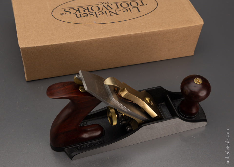 Dead Mint LIE NIELSEN No. 4 Smooth Plane with Cocobolo Handles in Box - 106399