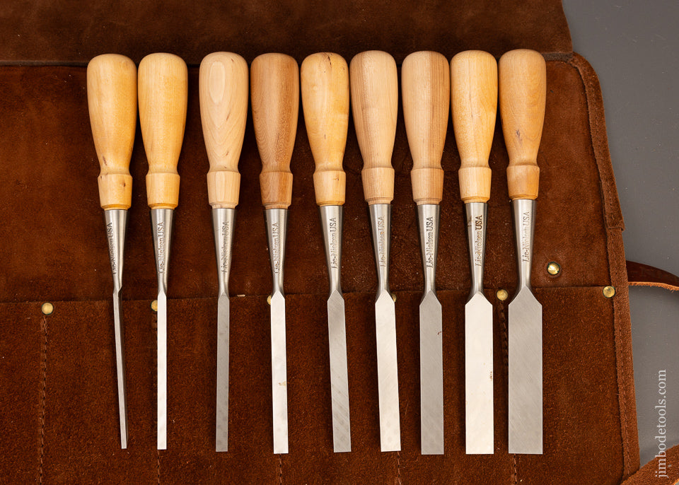 Set of 9 LIE NIELSEN Bevel Edge Socket Chisels in Original Leather Roll Mint - 111171