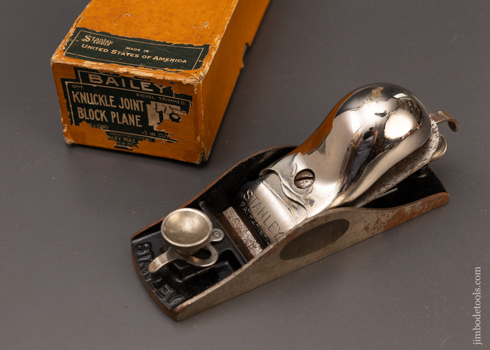 Near Mint in Box STANLEY No. 18 Block Plane - 111612