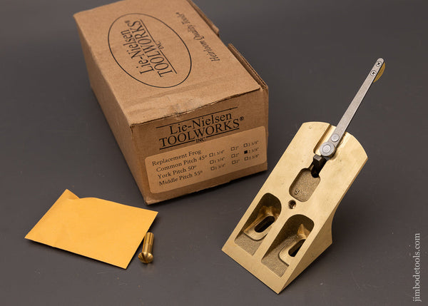 Mint in Box LIE NIELSEN 2 3/8 Inch York Pitch 50° Frog - 112222