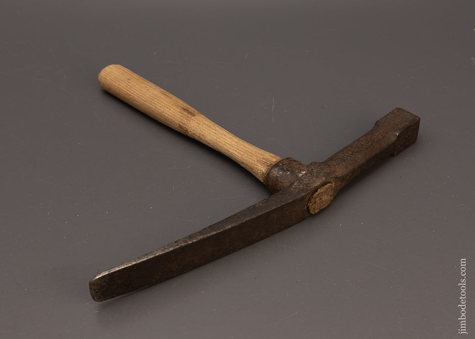 Early & Unusual Hammer - 112352