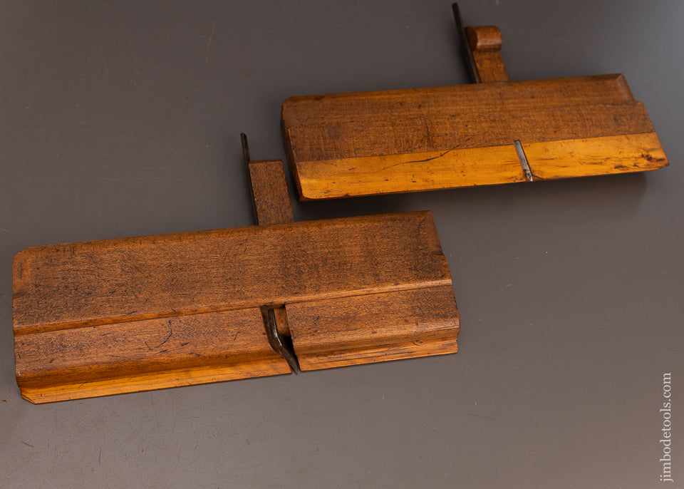 Extra Fine Fully Boxed Snipe Bill Moulding Plane Pair with Sideways Wedges by MOIR GLASGOW - 112354