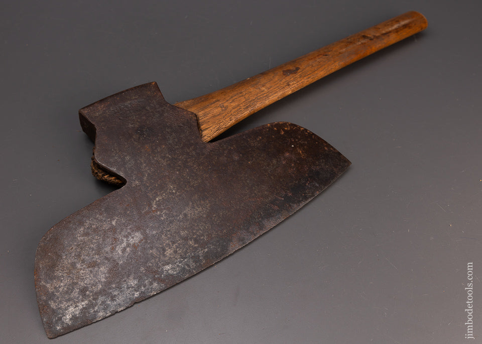 Good User Offset Single Bevel Broad Axe Hewing Axe by R. KING - 112784