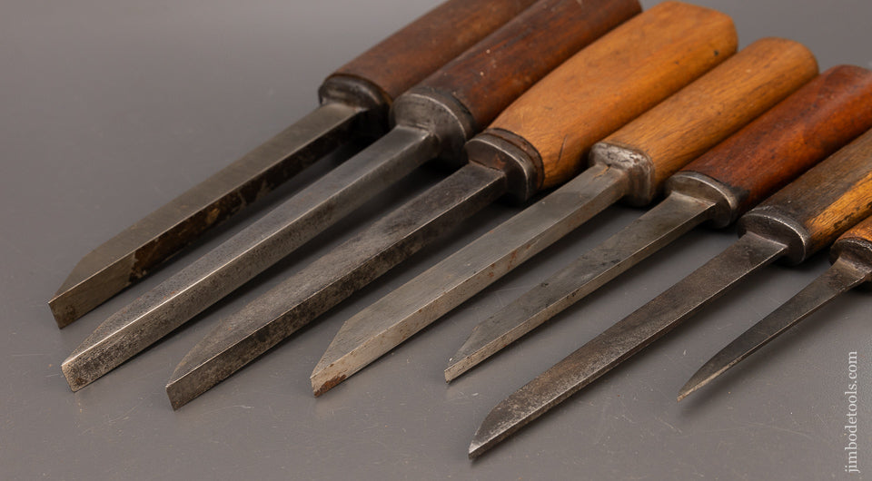 Good User Set of 7 Pig Sticker Mortise Chisels Unmarked - 112885