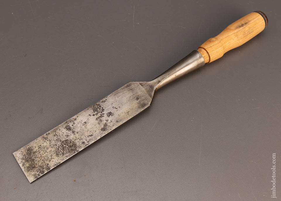 Extra Fine BUCK BROS. 1 1/2 Inch Bevel Edge Chisel - 113147