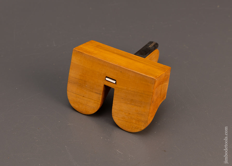 Pretty Solid Boxwood Router Plane with MARPLES Iron - 113469