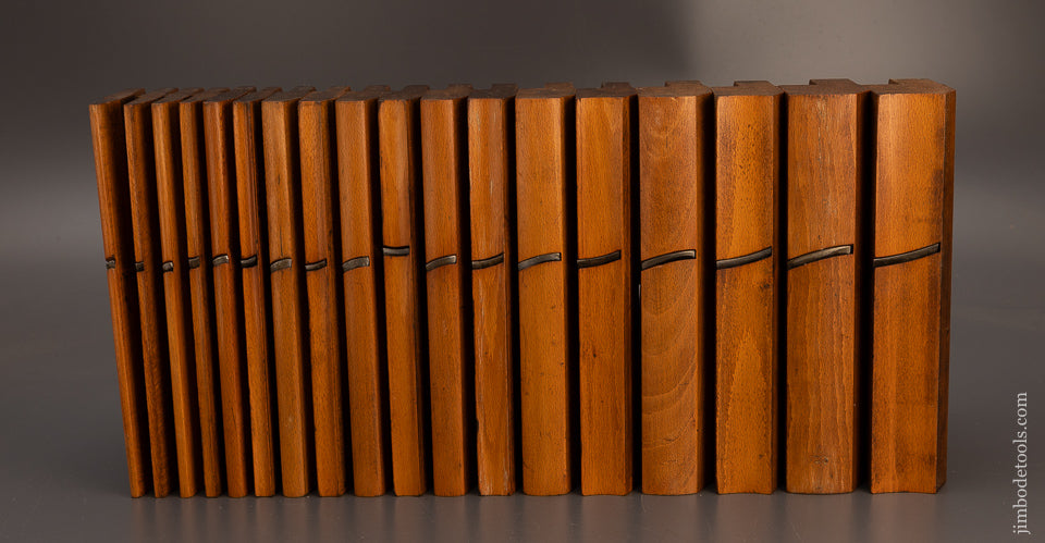 Premium Crisp & Fine Set of 18 Hollow & Round Moulding Planes by MOSELEY & SON Skewed - 113571