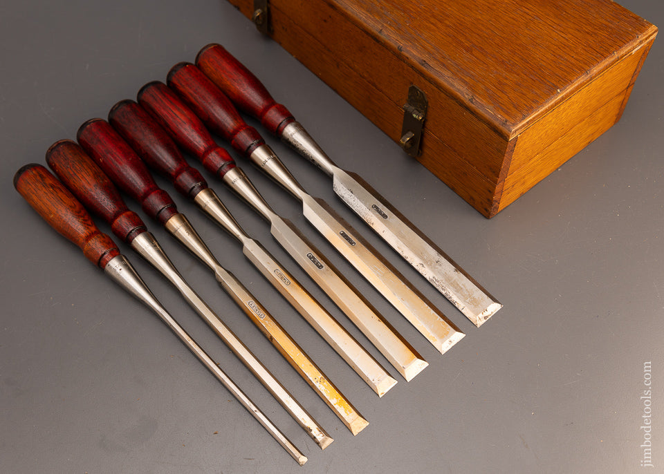 Stunning Set of 7 STANLEY No. 720 Chisels in Period Box - 113608