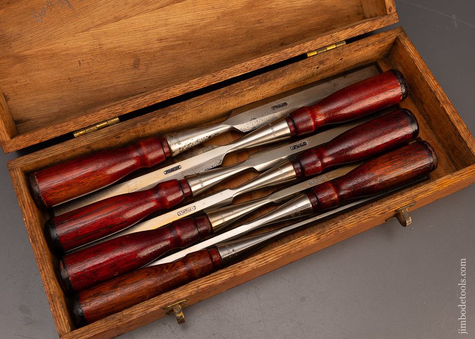 Stunning Set of 7 STANLEY No. 720 Chisels in Period Box - 113608