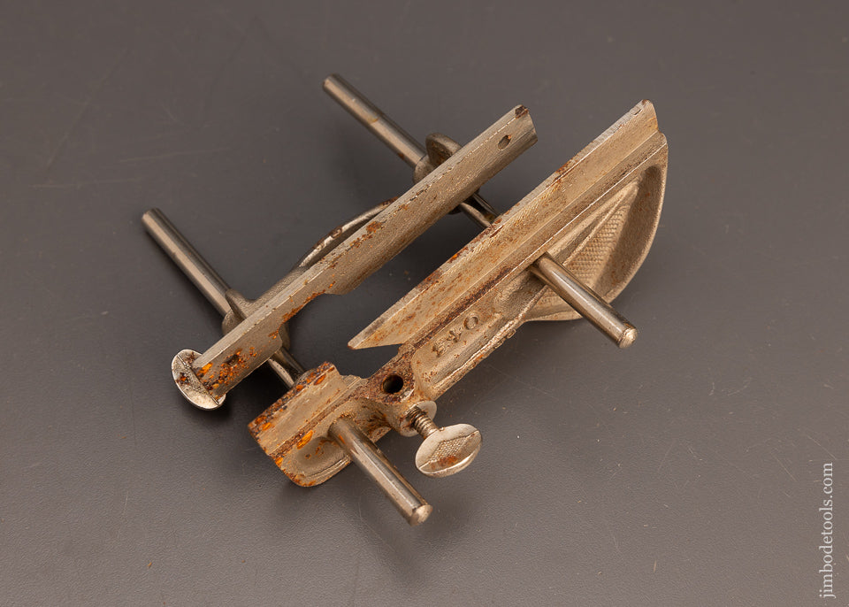 RECORD No. 043 Plow Plane with New Cutter Set - 113617