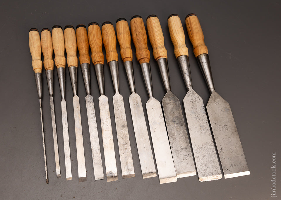 Extra Fine Premium Set of 12 JAMES SWAN Socket Firmer Chisels - 113962
