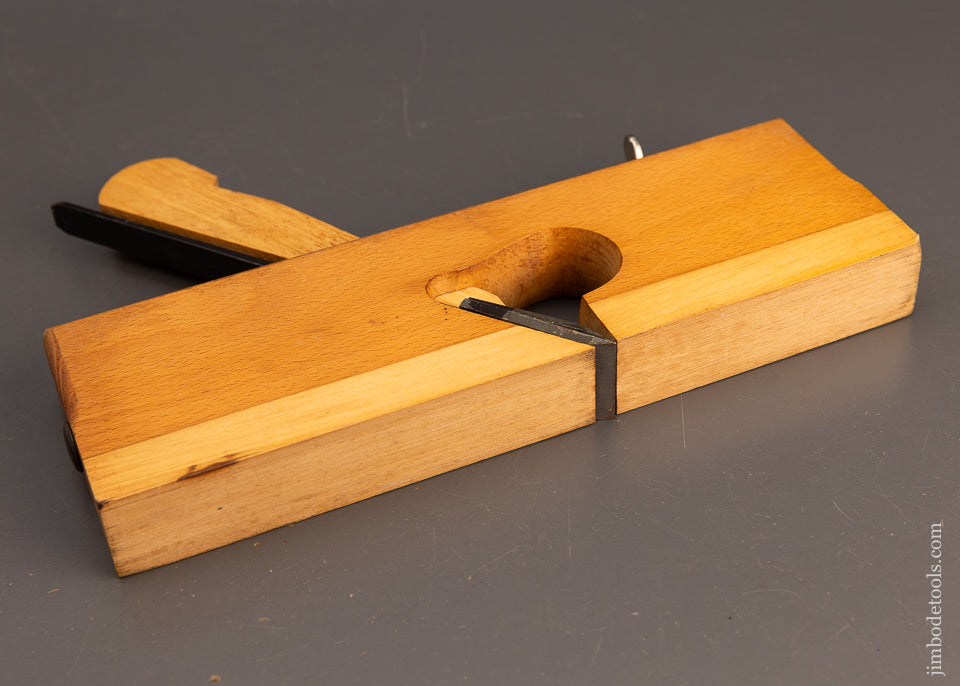 Mint Modern Maker 1 1/8 Inch Wooden Rabbet Plane with Adjustable Mouth - 114125
