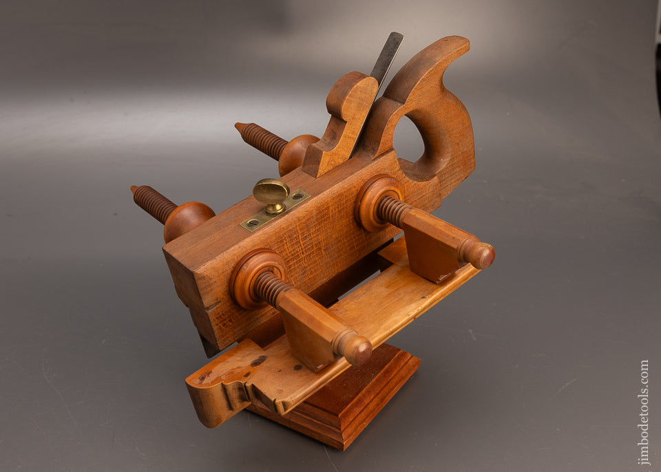 Crisp Near Mint D.R. BARTON Beech & Boxwood Screw Arm Plow Plane - 114256
