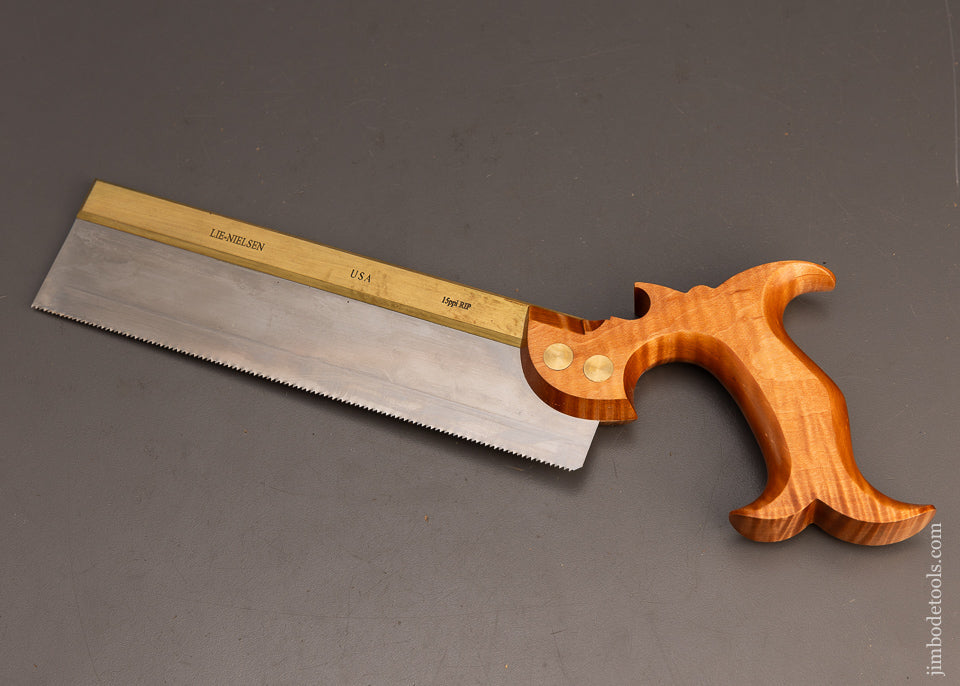 LIE NIELSEN Brass Back Dovetail Saw with Discontinued Tiger Maple Handle -  115399