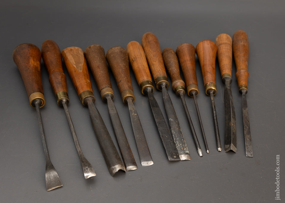 Fine Set of 10 ADDIS Carving Chisels Gouges - 115405