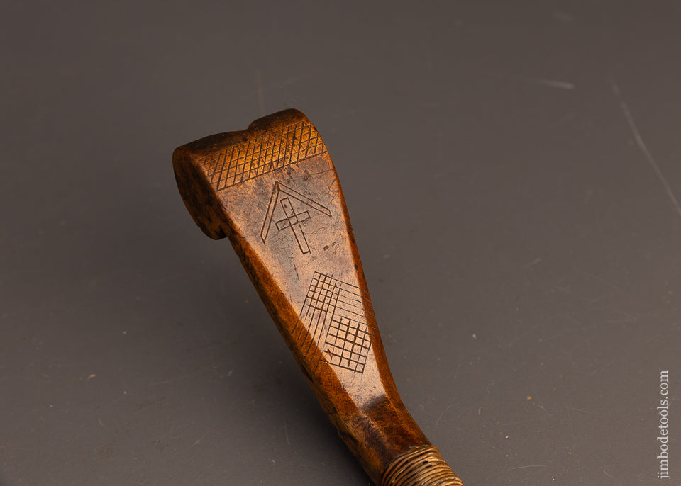 Early Fiddle Back Native American Crooked Knife with Much Carving - 115580