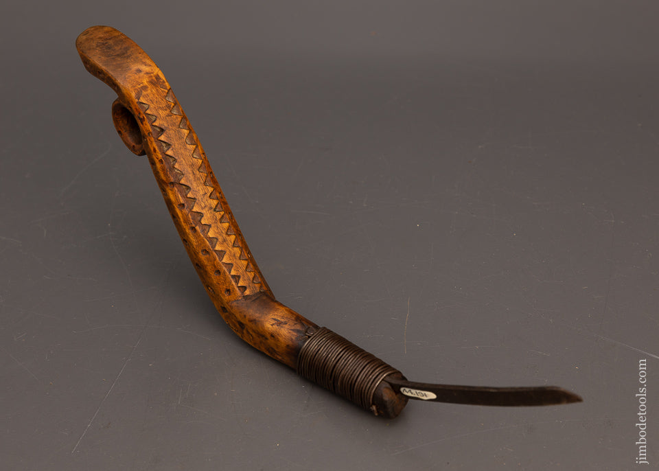 Awesome & Early Hand Carved Native American Crooked Knife - 115592