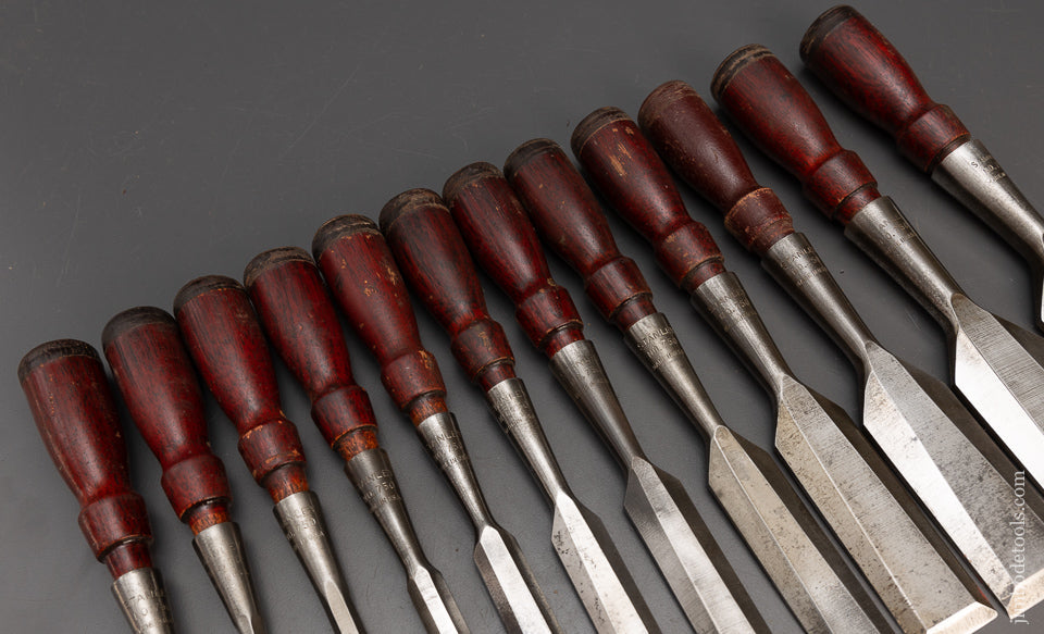 Extra Fine Complete Set of 12 STANLEY No. 750 Chisels - 115645