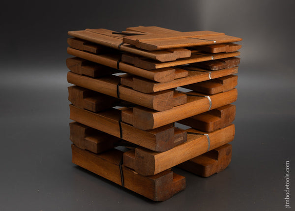 Fine Set of 18 Hollow & Round Moulding Planes by FAIRCLOUGH LIVERPOOL Ca. 1856-93 - 115650