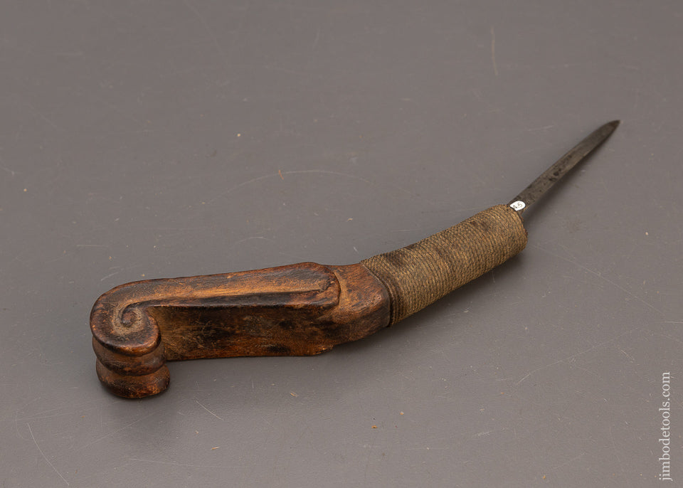 Pretty Hand Carved Fiddle Back Native American Crooked Knife - 115678