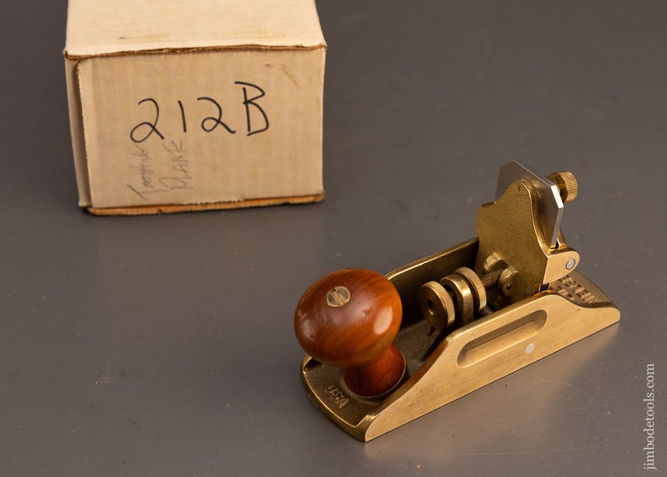 LIE NIELSEN No. 212 Bronze Scraper Plane Near Mint in Box - 115832