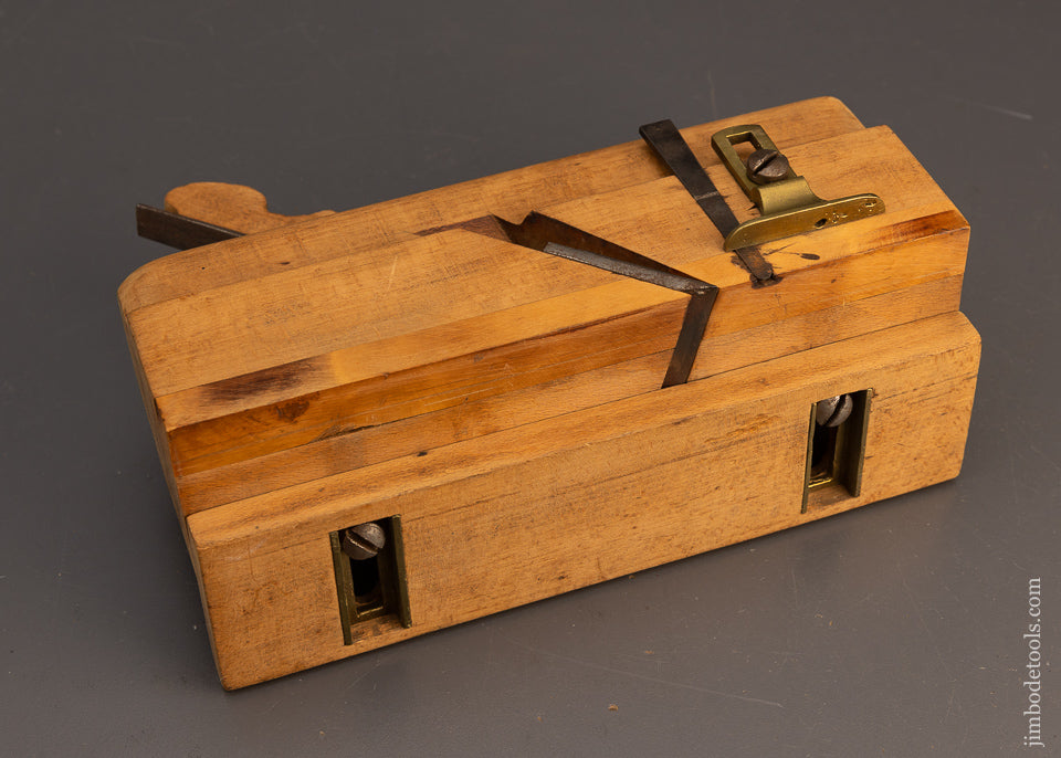 Clean OHIO TOOL CO. No. 54 Moving Filletster Plane - 115895