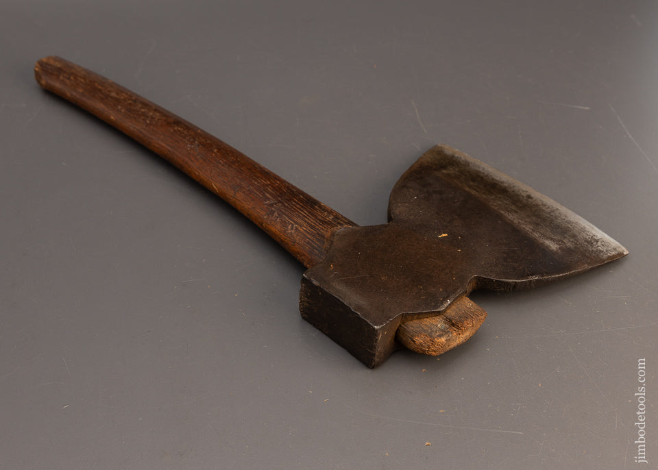 Excellent 3 Pound Single Bevel Side Axe - 116022