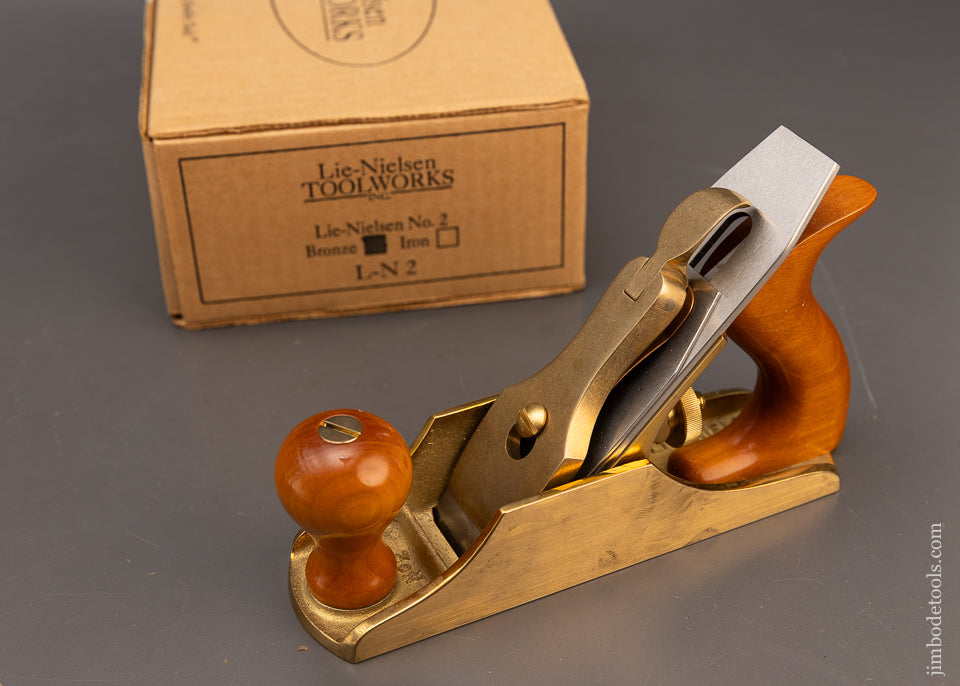 Discontinued Bronze LIE NIELSEN No. 2 Smooth Plane Mint in Box - 116515
