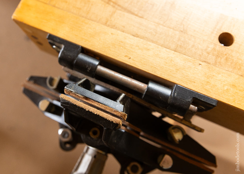 Massive LEE VALLEY VERITAS Work Bench with TUCKER Pattern Maker’s Vise & a Twin Screw Veritas Chain Drive Tail Vise - 116556 - AS OF JUNE 16