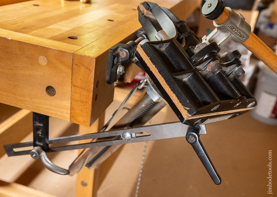 Massive LEE VALLEY VERITAS Work Bench with TUCKER Pattern Maker’s Vise & a Twin Screw Veritas Chain Drive Tail Vise - 116556 - AS OF JUNE 16