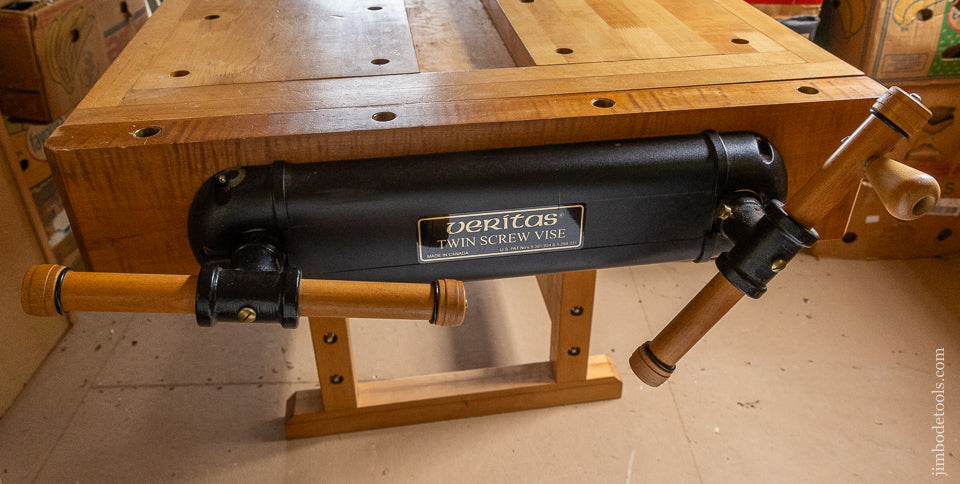 Massive LEE VALLEY VERITAS Work Bench with TUCKER Pattern Maker’s Vise & a Twin Screw Veritas Chain Drive Tail Vise - 116556 - AS OF JUNE 16