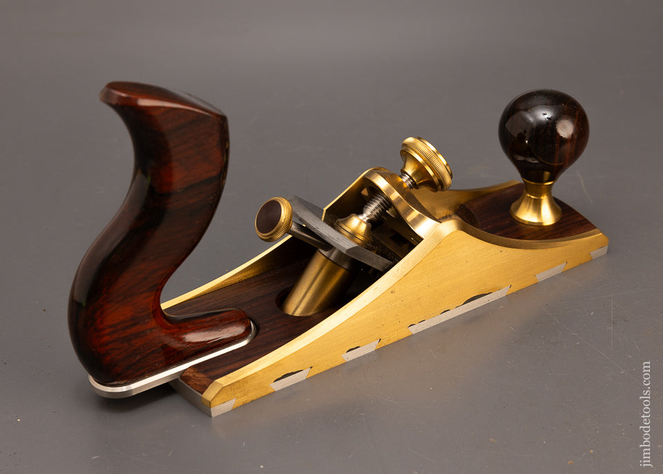Phenomenal BRIDGE CITY TOOL WORKS No. CT-12 Bench Plane Mint in Walnut Box - 116641 - AS OF JUNE 30
