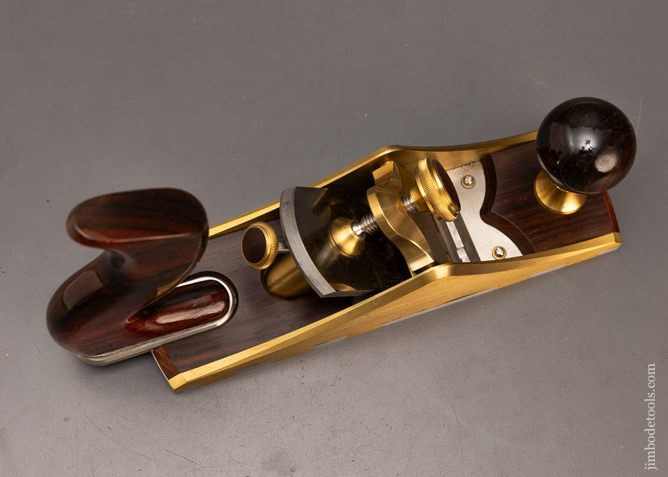 Phenomenal BRIDGE CITY TOOL WORKS No. CT-12 Bench Plane Mint in Walnut Box - 116641 - AS OF JUNE 30
