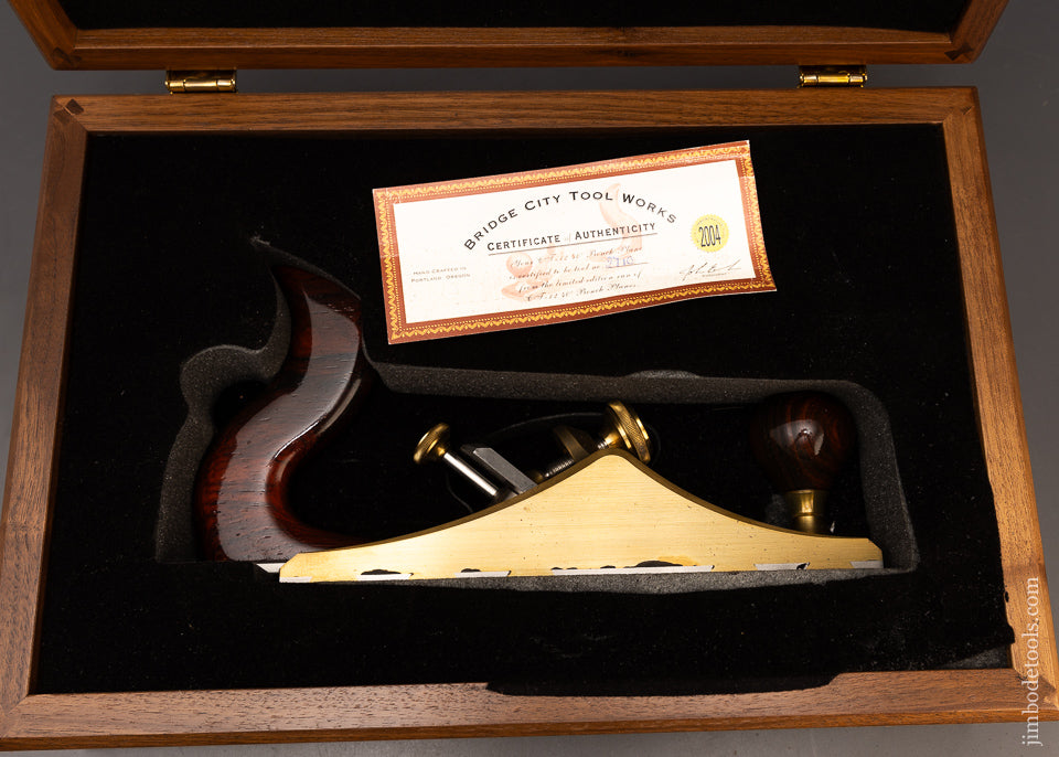 Phenomenal BRIDGE CITY TOOL WORKS No. CT-12 Bench Plane Mint in Walnut Box - 116641 - AS OF JUNE 30