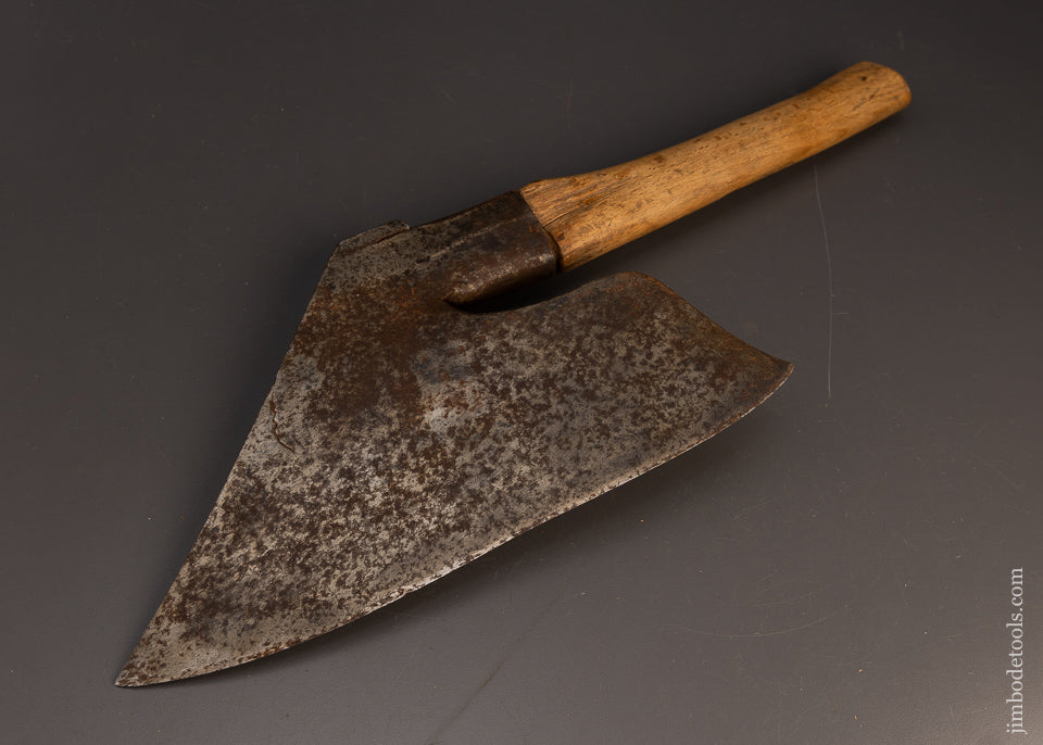 Early-Decorated-Goose-Wing-Axe-117517