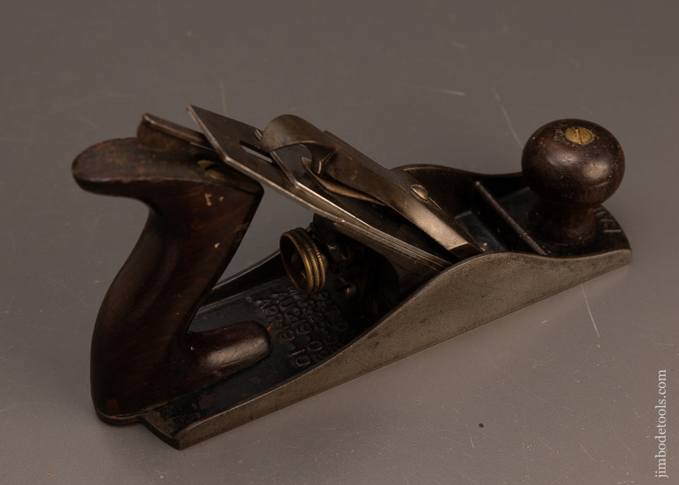 Fine-Type-11-STANLEY-No.-4-Smooth-Plane-117658