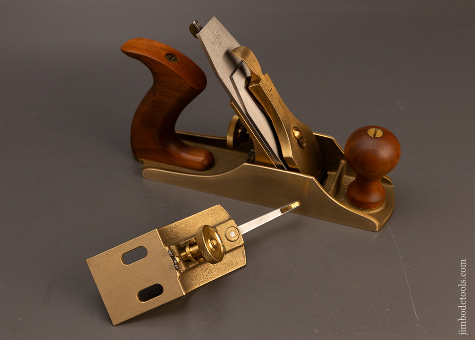 Near-Mint-in-Box-Bronze-LIE-NIELSEN-No.-4-Smooth-Plane-with-Both-45°-&-Discontinued-55°-Frogs-118006