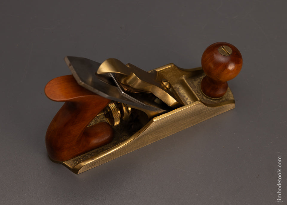Near-Mint-Bronze-LIE-NIELSEN-No.-2-Smooth-Plane-Discontinued-118051