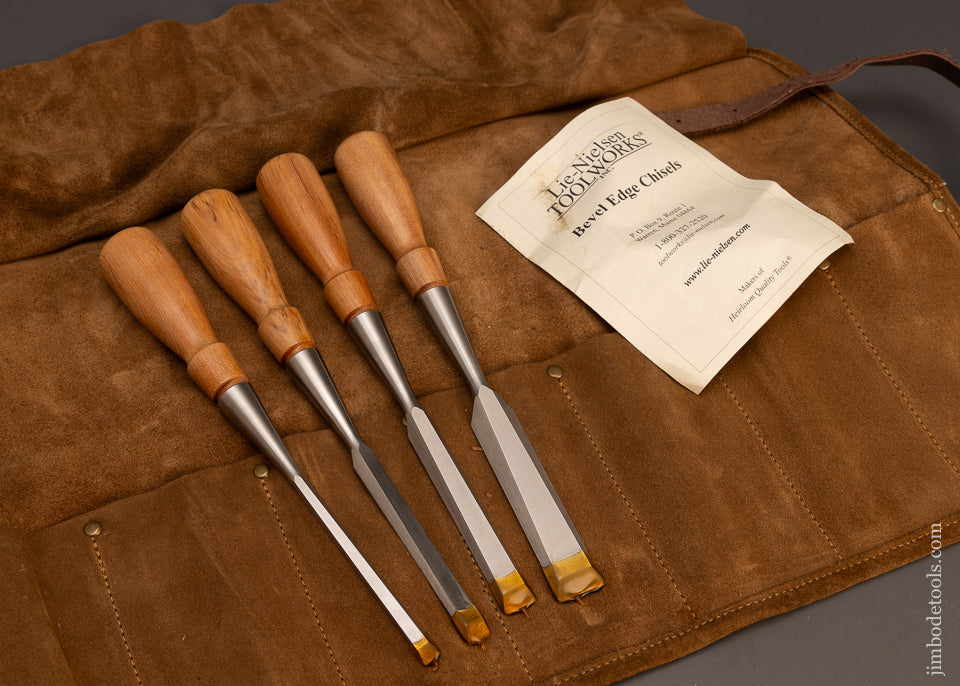Mint-Set-of-4-LIE-NIELSEN-Bevel-Edge-Chisels-in-Leather-Roll-118115