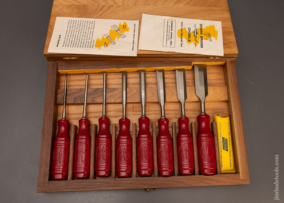 Fantastic-Dead-Mint-Set-of-8-E.A.-BERG-ESKILSTUNA-Bevel-Edge-Chisels-in-Original-Box-118145