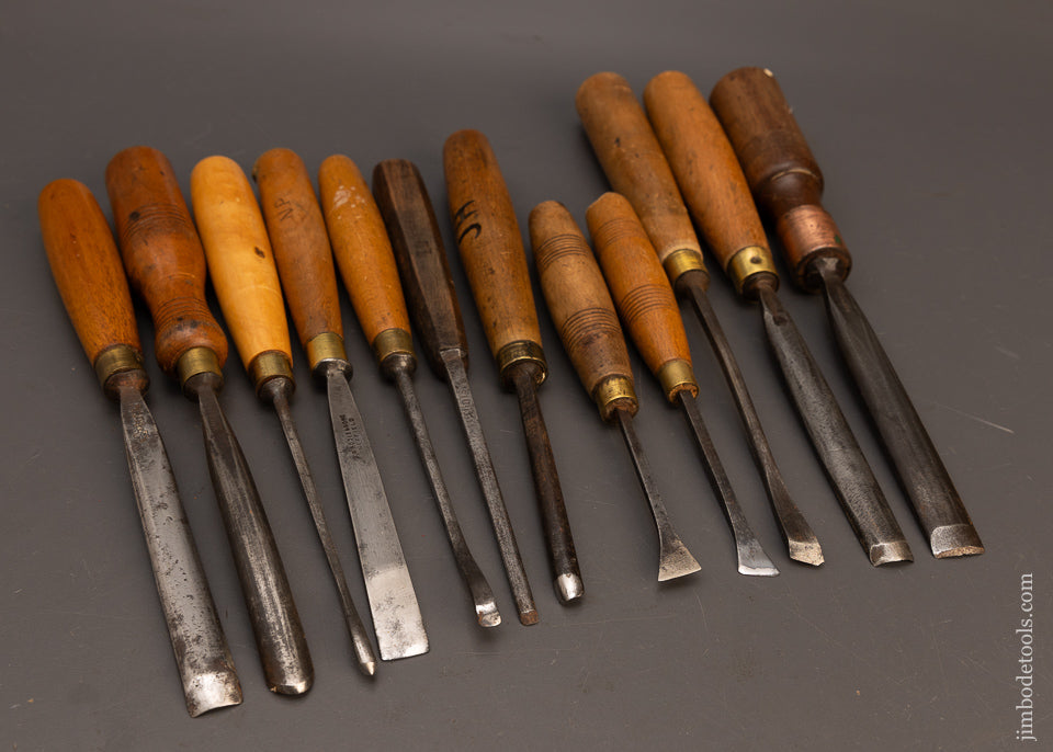 Set-of-12-Good-ADDIS-Carving-Tools-118148