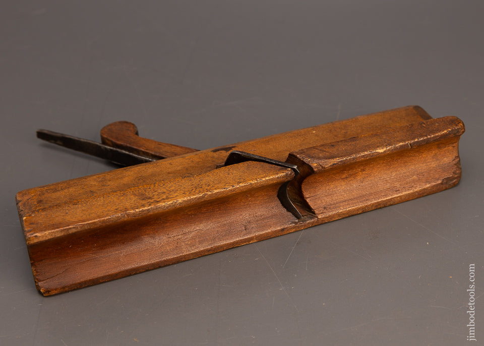 Fine F. NICHOLSON LIVING * IN WRENTHAM 10 Inch Yellow Birch Moulding Plane - EXCELSIOR 116068 - AS OF JUNE 17