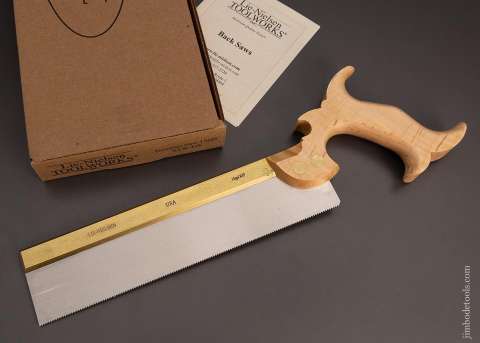 LIE NIELSEN 9 Inch Dovetail Saw Mint in Box - 100401