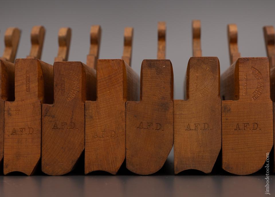Unused Set of 18 Hollow and Round Planes by H. CHAPIN - 101014