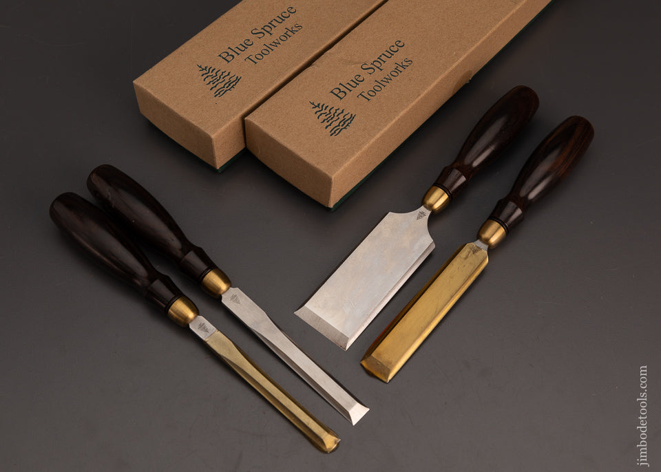 BLUE SPRUCE TOOL WORKS Set of 4 Dovetail Chisels with African Blackwood Handles in Boxes - 102826