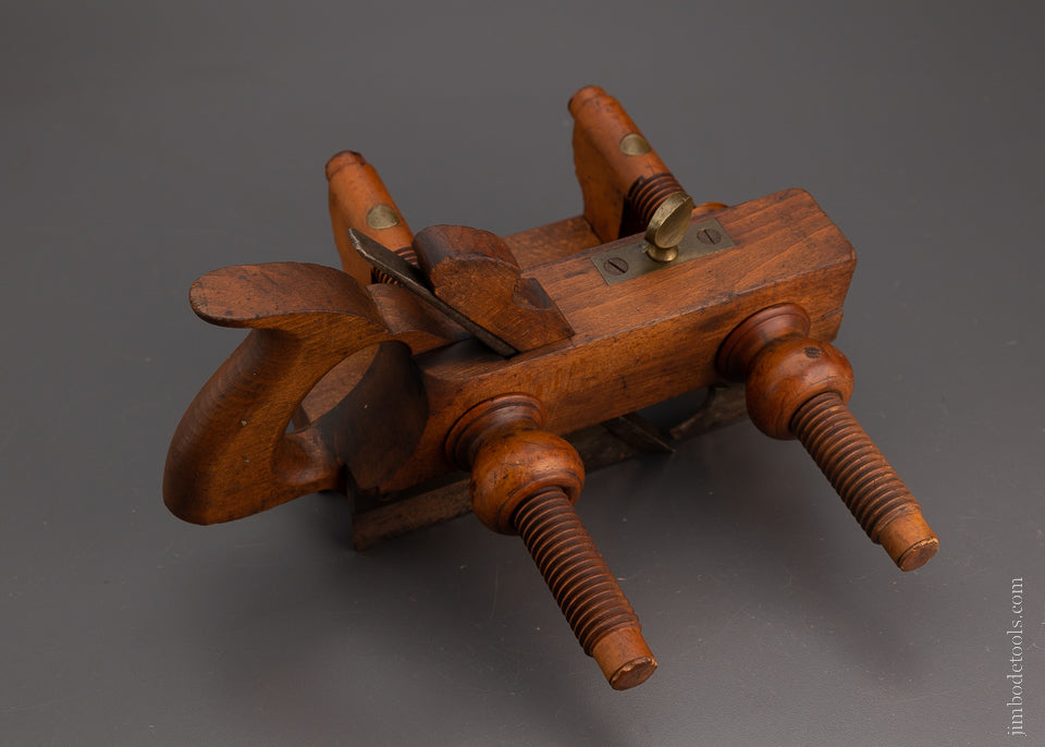 Fine OHIO TOOL CO. No. 101 Beech Screw Arm Handled Plow Plane - 104070