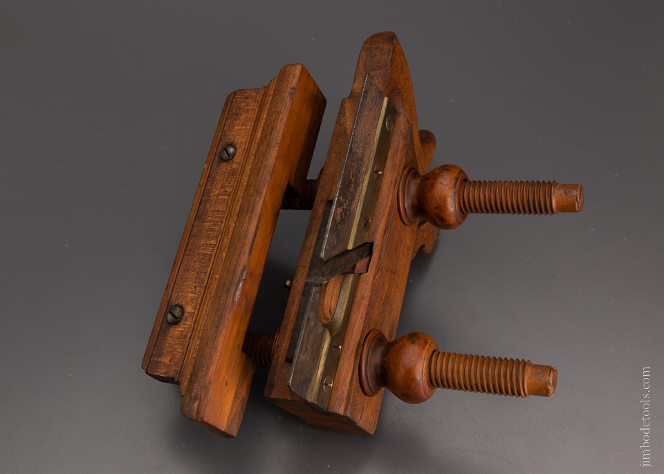 Fine OHIO TOOL CO. No. 101 Beech Screw Arm Handled Plow Plane - 104070