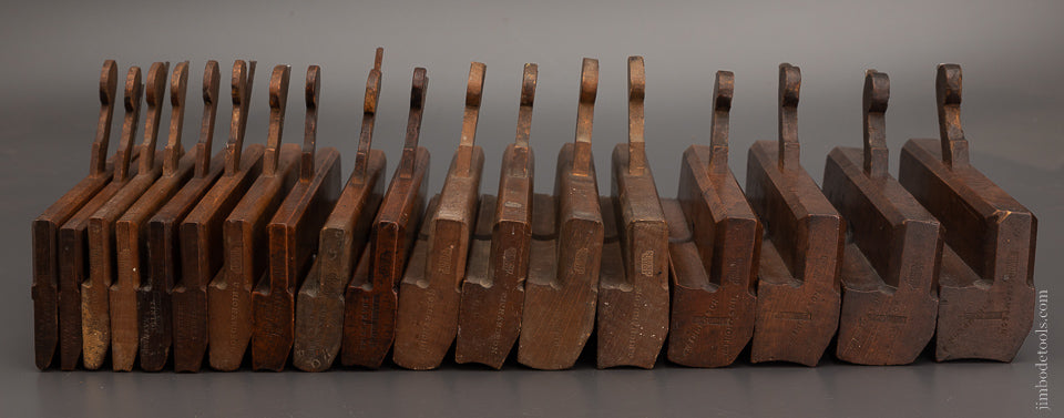 Complete Set of 18 Hollow & Round Planes By IOHN GREEN Ca. 1768-1808 - 104132