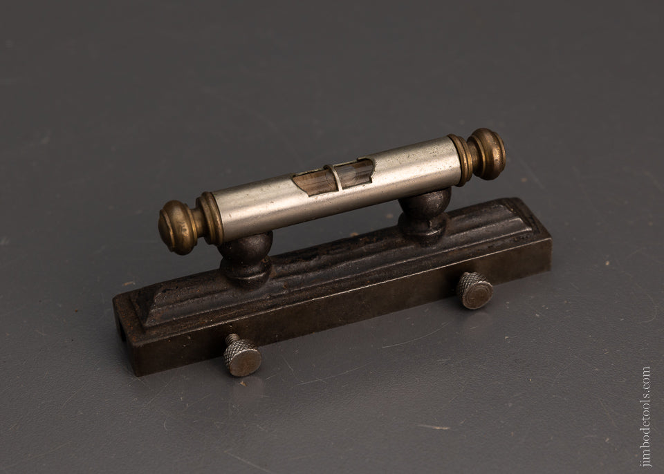 Gorgeous LL DAVIS Finial Level - 105087