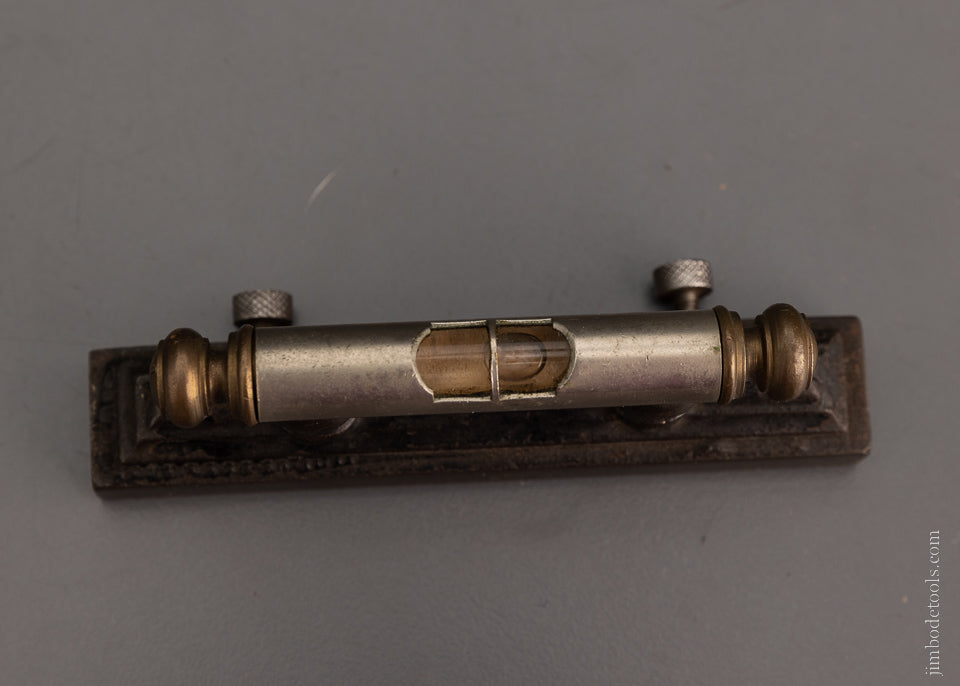 Gorgeous LL DAVIS Finial Level - 105087